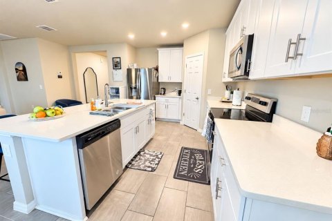 Villa ou maison à louer à Haines City, Floride: 4 chambres, 183.76 m2 № 2413446 - photo 28