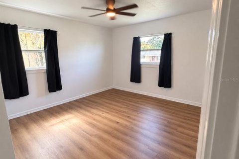 Villa ou maison à louer à Winter Haven, Floride: 3 chambres, 133.69 m2 № 2423851 - photo 9