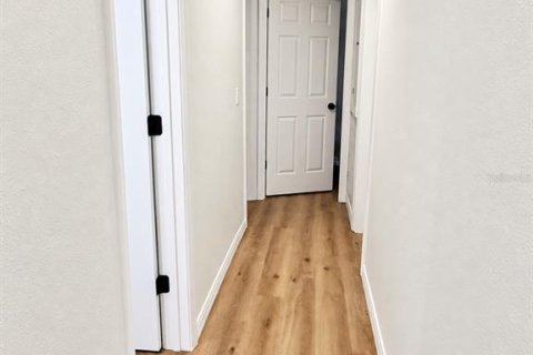 Villa ou maison à louer à Winter Haven, Floride: 3 chambres, 133.69 m2 № 2423851 - photo 7