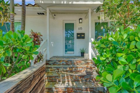 Дом в Форт-Лодердейл, Флорида 2 спальни, 333.52м2 № 2007222