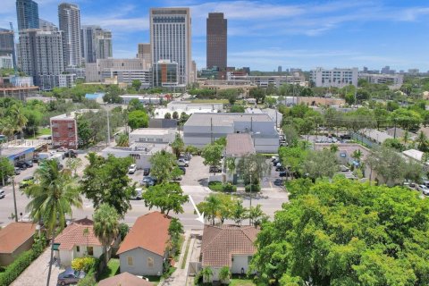 Снять в аренду виллу или дом в Форт-Лодердейл, Флорида 2 спальни, 333.52м2, № 2007222 - фото 29