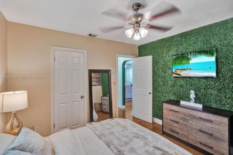 Снять в аренду виллу или дом в Форт-Лодердейл, Флорида 2 спальни, 333.52м2, № 2007222 - фото 16