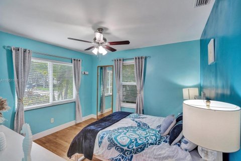 Снять в аренду виллу или дом в Форт-Лодердейл, Флорида 2 спальни, 333.52м2, № 2007222 - фото 23