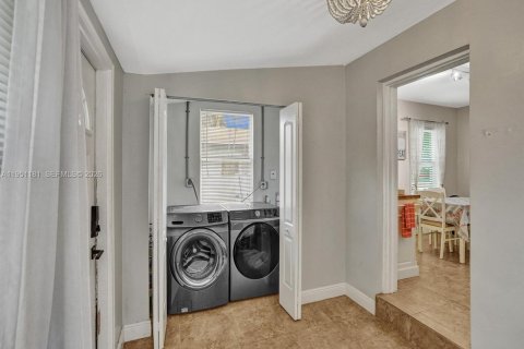 Снять в аренду виллу или дом в Форт-Лодердейл, Флорида 2 спальни, 333.52м2, № 2007222 - фото 25