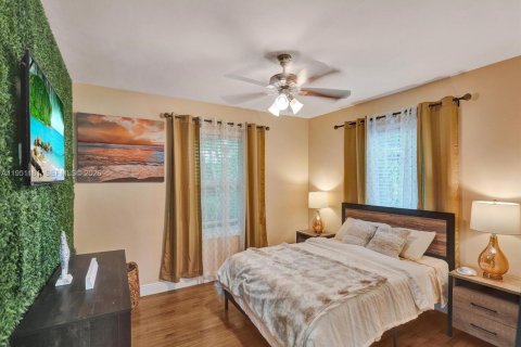 Снять в аренду виллу или дом в Форт-Лодердейл, Флорида 2 спальни, 333.52м2, № 2007222 - фото 15