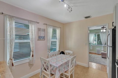 Снять в аренду виллу или дом в Форт-Лодердейл, Флорида 2 спальни, 333.52м2, № 2007222 - фото 11