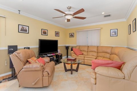 Villa ou maison à vendre à Port Charlotte, Floride: 3 chambres, 138.42 m2 № 2147732 - photo 9