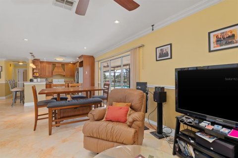 Villa ou maison à vendre à Port Charlotte, Floride: 3 chambres, 138.42 m2 № 2147732 - photo 11