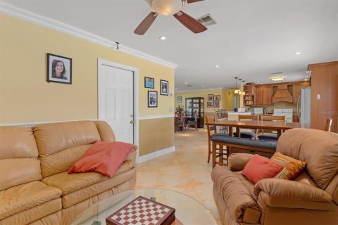 Villa ou maison à vendre à Port Charlotte, Floride: 3 chambres, 138.42 m2 № 2147732 - photo 10