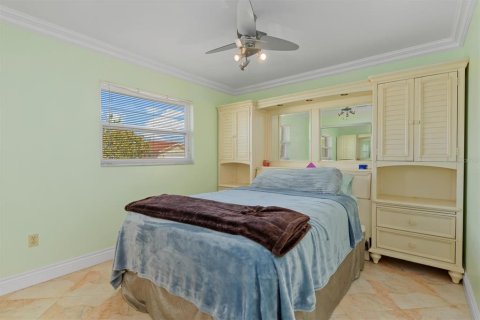 Villa ou maison à vendre à Port Charlotte, Floride: 3 chambres, 138.42 m2 № 2147732 - photo 26