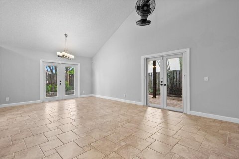 Villa ou maison à louer à Wellington, Floride: 3 chambres, 157 m2 № 2167974 - photo 4