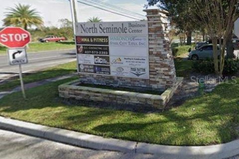 Immobilier commercial à louer à Sanford, Floride: 10.87 m2 № 2108698 - photo 3