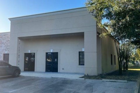 Immobilier commercial à Sanford, Floride 10.87 m2 № 2108698