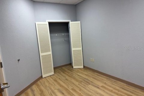 Immobilier commercial à louer à Sanford, Floride: 10.87 m2 № 2108698 - photo 6