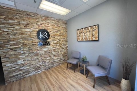 Immobilier commercial à louer à Sanford, Floride: 10.87 m2 № 2108698 - photo 4