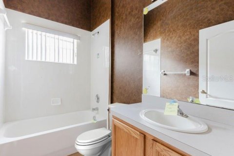 House in Holiday, Florida 5 bedrooms, 291.16 sq.m. № 1746826 - photo 19
