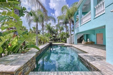 House in Hernando Beach, Florida 3 bedrooms, 182 sq.m. № 1274133 - photo 7