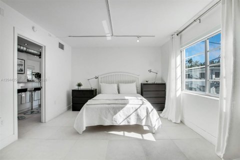 Copropriété à louer à Miami Beach, Floride: 1 chambre, 69.4 m2 № 2178383 - photo 11