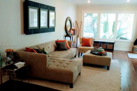 Villa ou maison à vendre à South Miami, Floride: 3 chambres, 116.96 m2 № 2068491 - photo 4