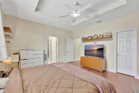 House in Homestead, Florida 5 bedrooms, 221.01 sq.m. № 2053866 - photo 26