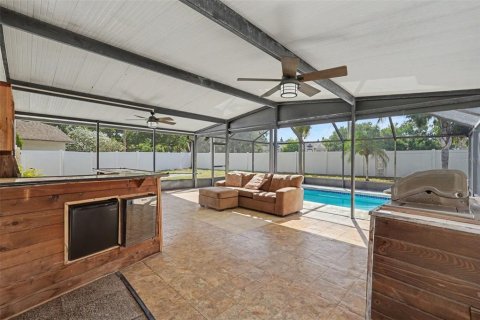 House in Brandon, Florida 3 bedrooms, 147.53 sq.m. № 2157808 - photo 17
