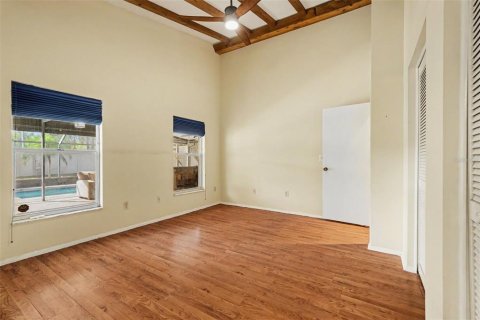 House in Brandon, Florida 3 bedrooms, 147.53 sq.m. № 2157808 - photo 8