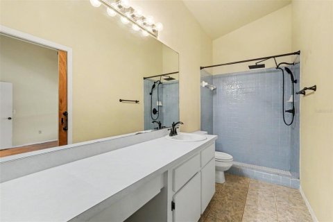House in Brandon, Florida 3 bedrooms, 147.53 sq.m. № 2157808 - photo 11