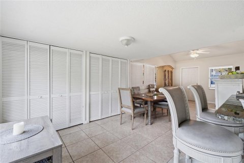 Villa ou maison à louer à Tampa, Floride: 4 chambres, 146.6 m2 № 2414867 - photo 7