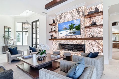 Casa en venta en Fort Myers, Florida, 5 dormitorios, 633.78 m2 № 2135925 - foto 13