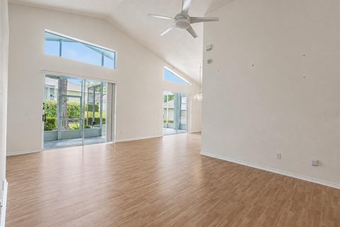 Купить виллу или дом в Клермон, Флорида 9 комнат, 185.8м2, № 2280479 - фото 13