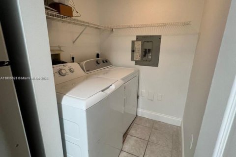 Купить кондоминиум в Коконат Крик, Флорида 3 спальни, 120.68м2, № 1958022 - фото 8