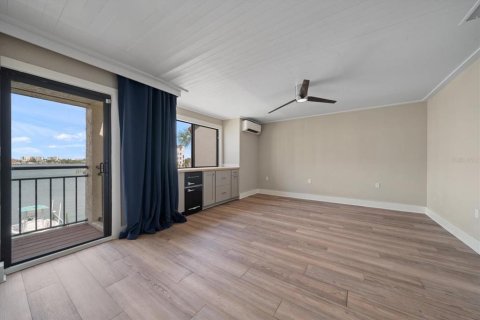 Adosado en alquiler en Clearwater, Florida, 3 dormitorios, 175.21 m2 № 1910626 - foto 17