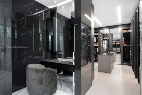 Casa en venta en Golden Beach, Florida, 6 dormitorios, 525.83 m2 № 2038867 - foto 27