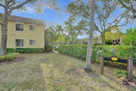 Condominio en alquiler en Pompano Beach, Florida, 2 dormitorios, 84.08 m2 № 1171026 - foto 1