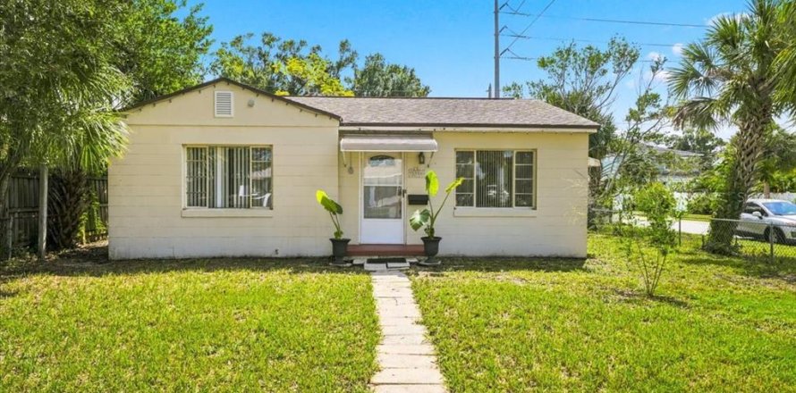 Casa en Saint Petersburg, Florida 3 dormitorios, 124.3 m2 № 2387334