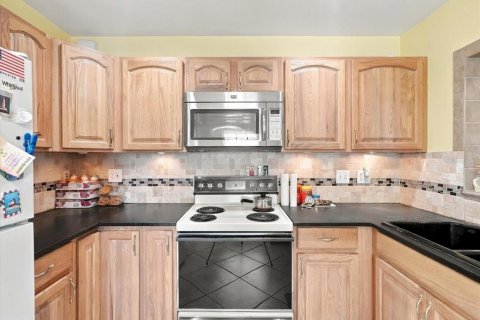 Casa en venta en Saint Petersburg, Florida, 3 dormitorios, 124.3 m2 № 2387334 - foto 12