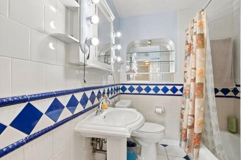 Casa en venta en Saint Petersburg, Florida, 3 dormitorios, 124.3 m2 № 2387334 - foto 27