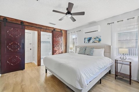 Casa en venta en Sarasota, Florida, 3 dormitorios, 163.32 m2 № 2403445 - foto 14