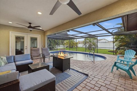 Casa en venta en Sarasota, Florida, 3 dormitorios, 163.32 m2 № 2403445 - foto 2