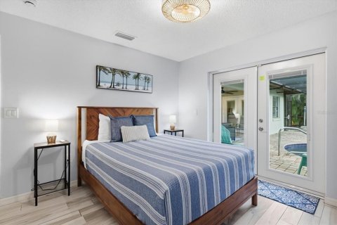 Casa en venta en Sarasota, Florida, 3 dormitorios, 163.32 m2 № 2403445 - foto 24