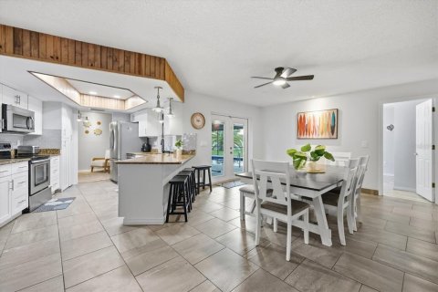 Casa en venta en Sarasota, Florida, 3 dormitorios, 163.32 m2 № 2403445 - foto 7