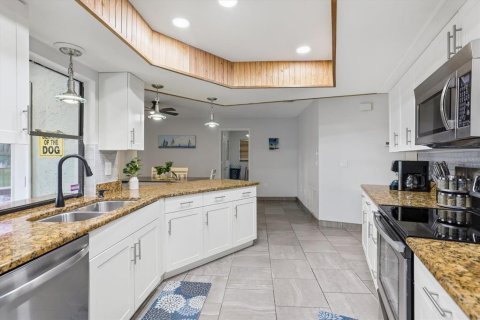 Casa en venta en Sarasota, Florida, 3 dormitorios, 163.32 m2 № 2403445 - foto 10