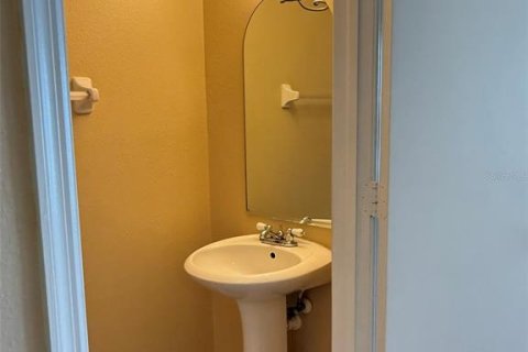Touwnhouse à vendre à Tampa, Floride: 2 chambres, 107.02 m2 № 1876252 - photo 8