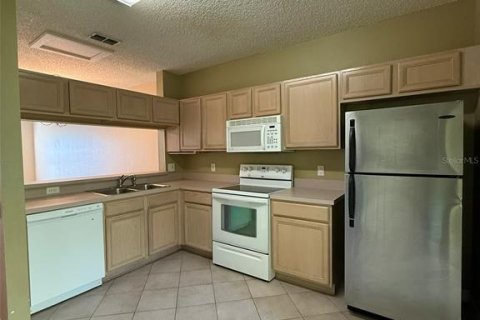 Touwnhouse à vendre à Tampa, Floride: 2 chambres, 107.02 m2 № 1876252 - photo 12