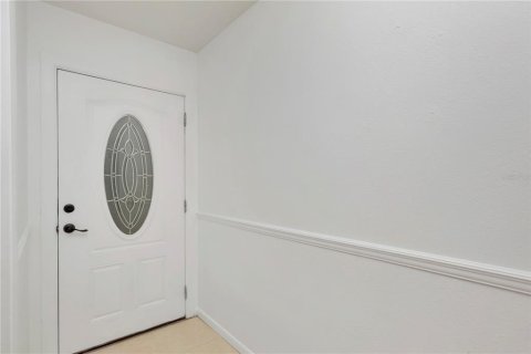 Casa en venta en Brandon, Florida, 4 dormitorios, 151.24 m2 № 1907539 - foto 3