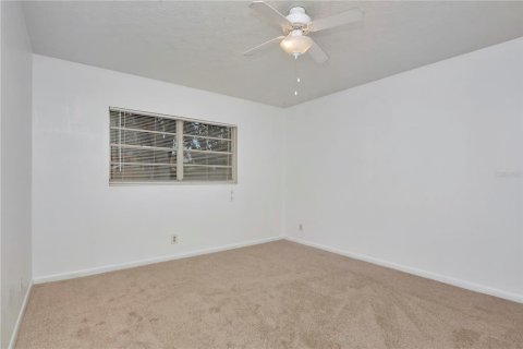 Casa en venta en Brandon, Florida, 4 dormitorios, 151.24 m2 № 1907539 - foto 15