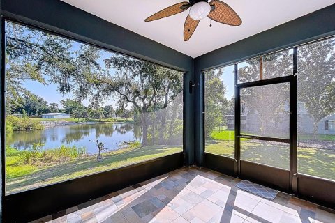 Villa ou maison à vendre à Mulberry, Floride: 3 chambres, 163.23 m2 № 1870913 - photo 1