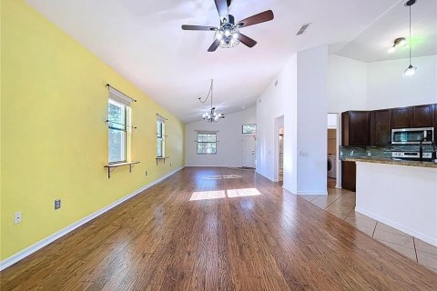 Villa ou maison à vendre à Mulberry, Floride: 3 chambres, 163.23 m2 № 1870913 - photo 8