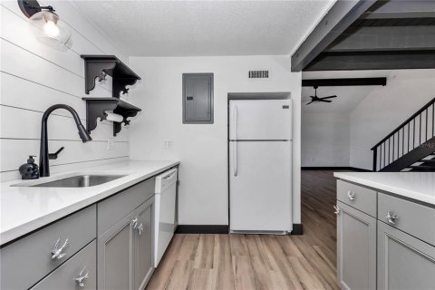 Condominio en venta en Ocala, Florida, 1 dormitorio, 91.97 m2 № 1910273 - foto 10