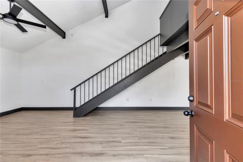 Condominio en venta en Ocala, Florida, 1 dormitorio, 91.97 m2 № 1910273 - foto 4